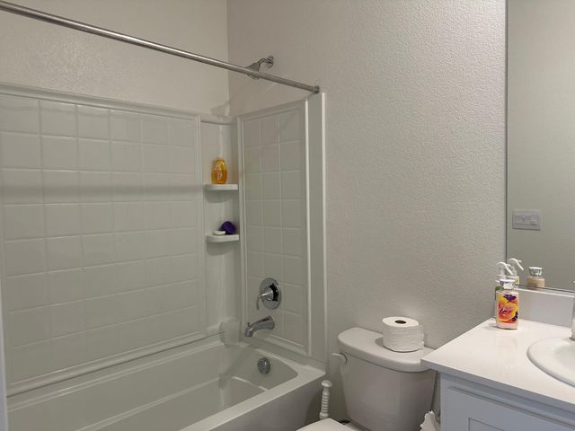 15583 Kellogg Crk, Lathrop, CA 95330