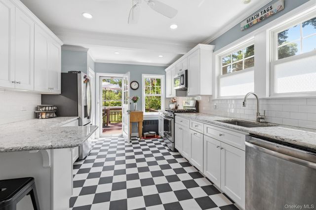 35 Prescott Avenue, White Plains, NY 10605