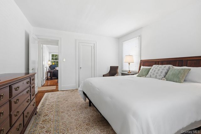 35 Prescott Avenue, White Plains, NY 10605