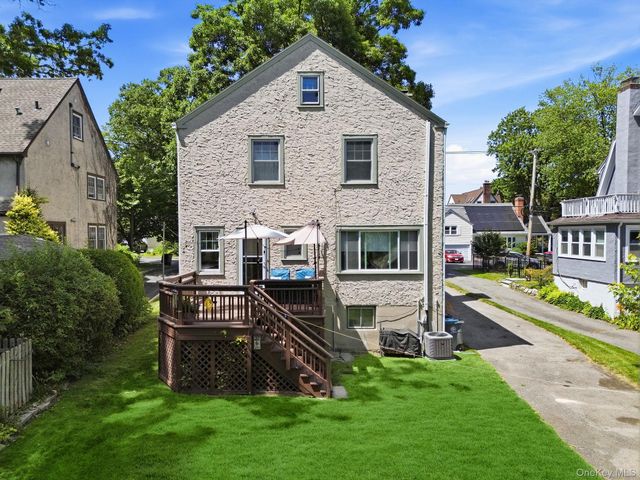 35 Prescott Avenue, White Plains, NY 10605