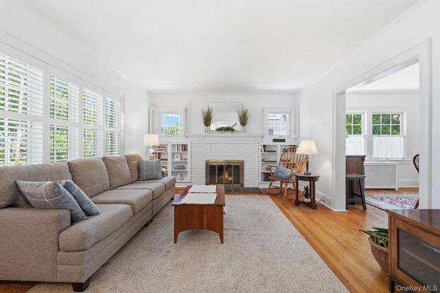 35 Prescott Avenue, White Plains, NY 10605
