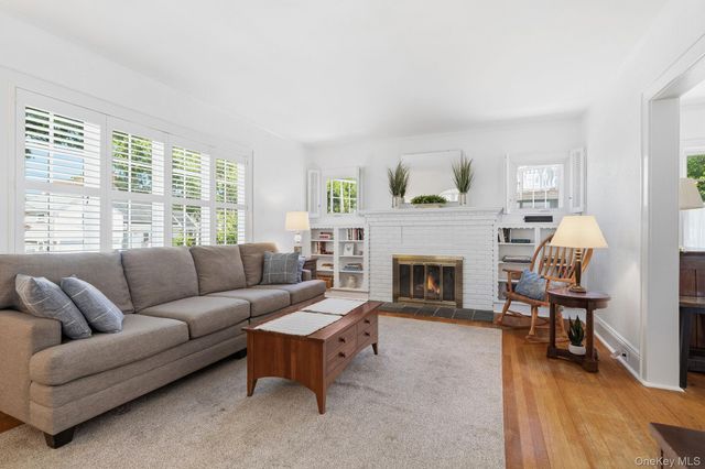 35 Prescott Avenue, White Plains, NY 10605
