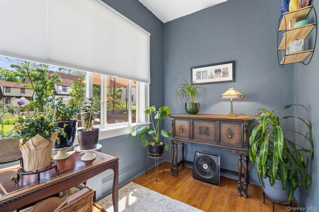 35 Prescott Avenue, White Plains, NY 10605