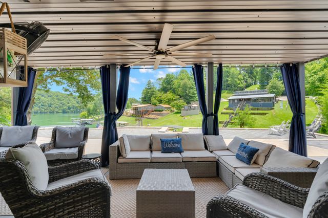 814 Shasteen Hollow Rd, Lynchburg, TN 37352