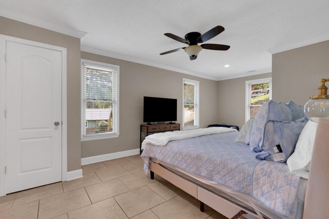 814 Shasteen Hollow Rd, Lynchburg, TN 37352