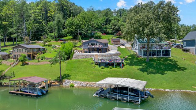 814 Shasteen Hollow Rd, Lynchburg, TN 37352