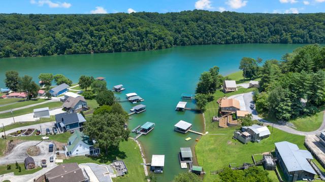 814 Shasteen Hollow Rd, Lynchburg, TN 37352