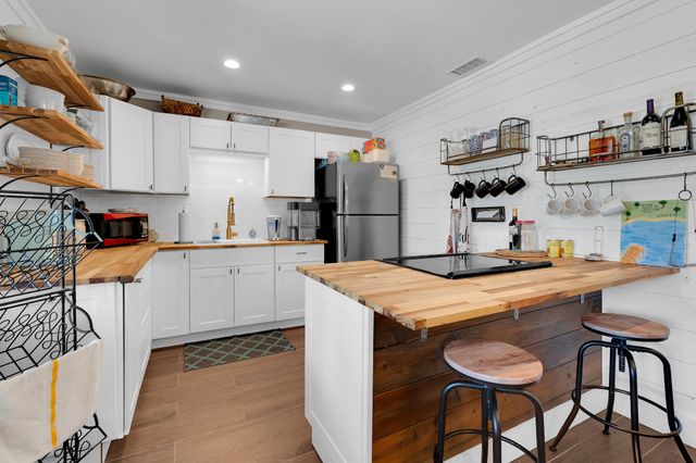 814 Shasteen Hollow Rd, Lynchburg, TN 37352
