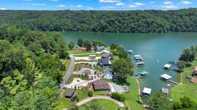 814 Shasteen Hollow Rd, Lynchburg, TN 37352