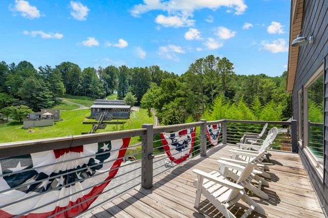 814 Shasteen Hollow Rd, Lynchburg, TN 37352