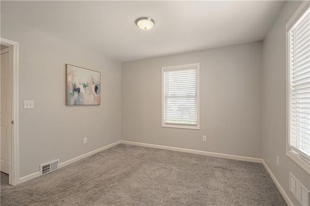 2519 W 40th Avenue, Kansas City, KS 66103