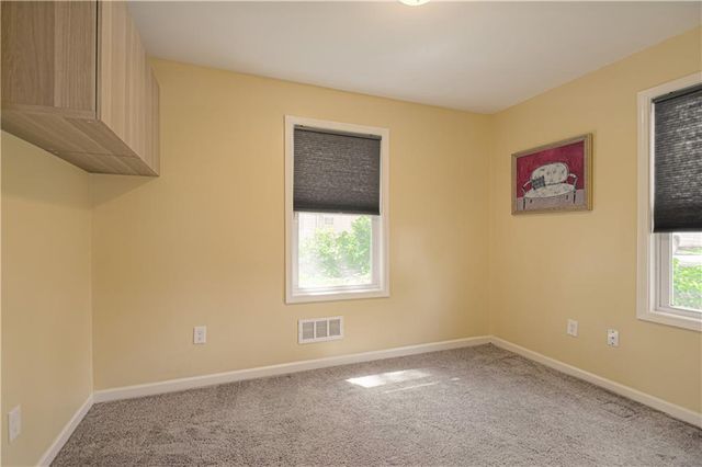 2519 W 40th Avenue, Kansas City, KS 66103