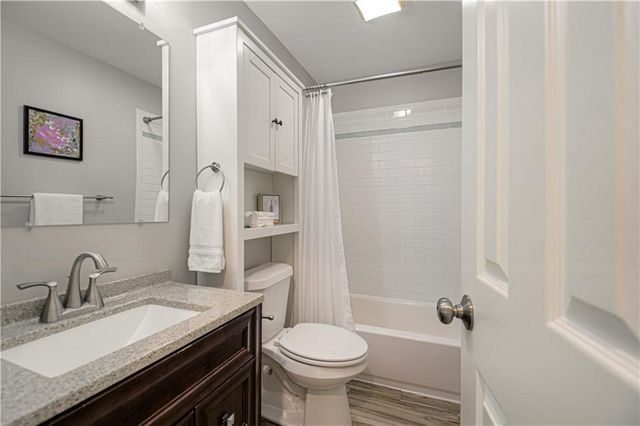 2519 W 40th Avenue, Kansas City, KS 66103