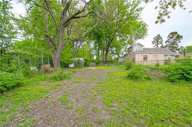 2519 W 40th Avenue, Kansas City, KS 66103