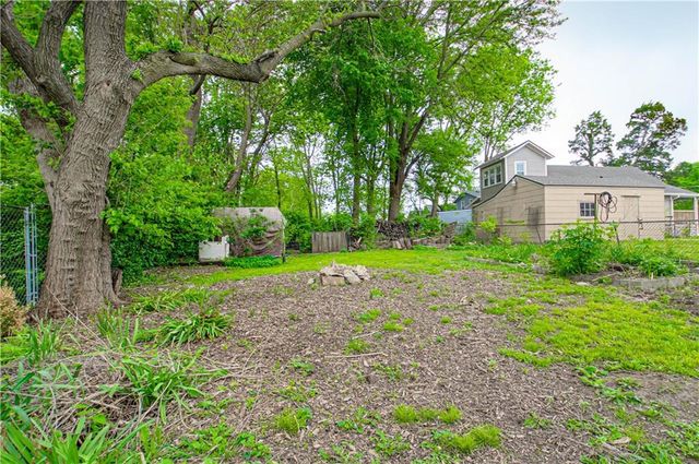 2519 W 40th Avenue, Kansas City, KS 66103