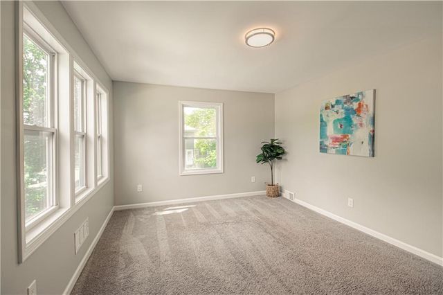 2519 W 40th Avenue, Kansas City, KS 66103