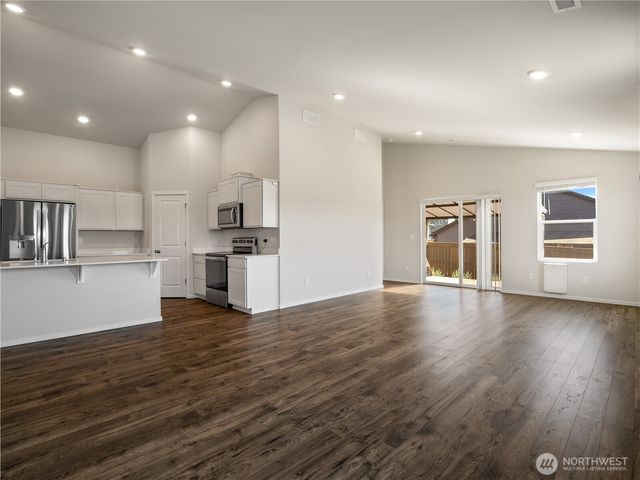 103 Quartz Way, Kalama, WA 98625