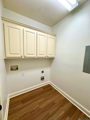 10723 Hillbrook Ave, Baton Rouge, LA 70810