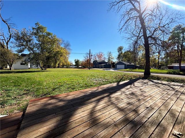 331 Phipps Avenue, Rice Lake, WI 54868