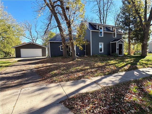 331 Phipps Avenue, Rice Lake, WI 54868