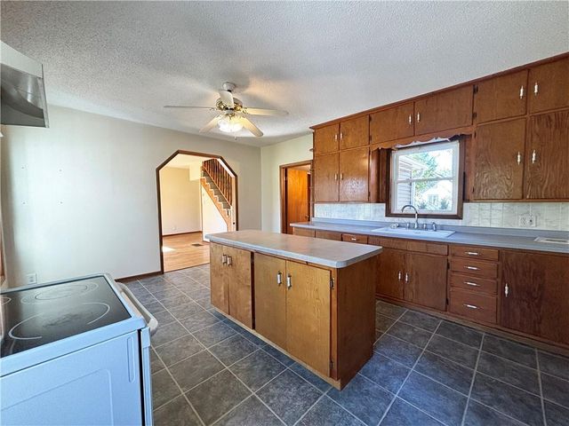 331 Phipps Avenue, Rice Lake, WI 54868