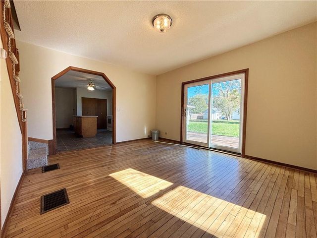 331 Phipps Avenue, Rice Lake, WI 54868