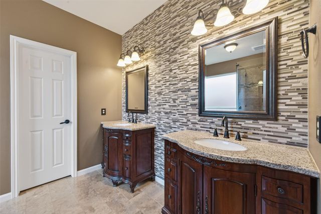 14750 Kendallbrook Drive, Houston, TX 77095