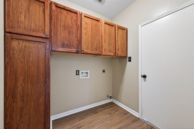 14750 Kendallbrook Drive, Houston, TX 77095