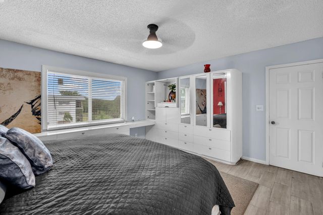 6361 N Falls Cir Drive 408, Lauderhill, FL 33319