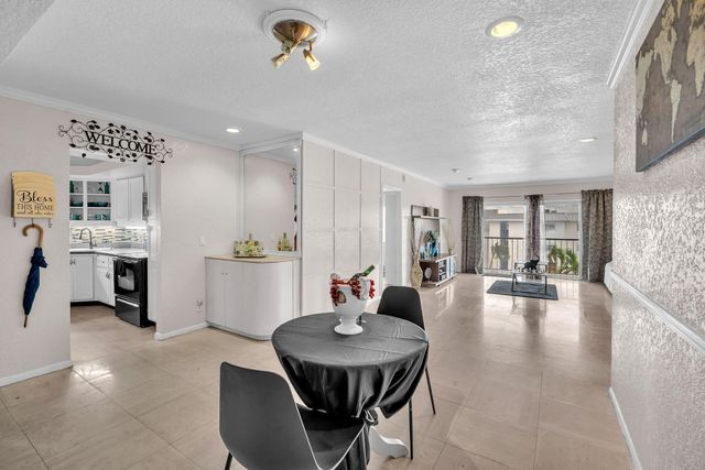 6361 N Falls Cir Drive 408, Lauderhill, FL 33319