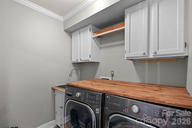 121 Lake Pine Road, Mooresville, NC 28117