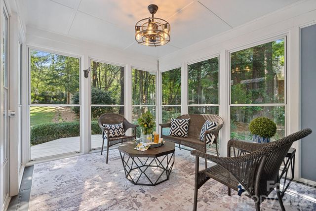 121 Lake Pine Road, Mooresville, NC 28117