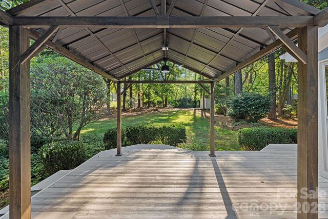 121 Lake Pine Road, Mooresville, NC 28117