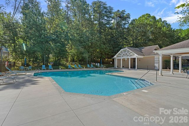 121 Lake Pine Road, Mooresville, NC 28117