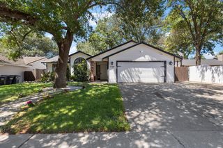 5109 Kovanda Ave, Carmichael, CA 95608