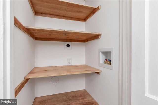 5655 STRASBURG RD, Strasburg, VA 22657