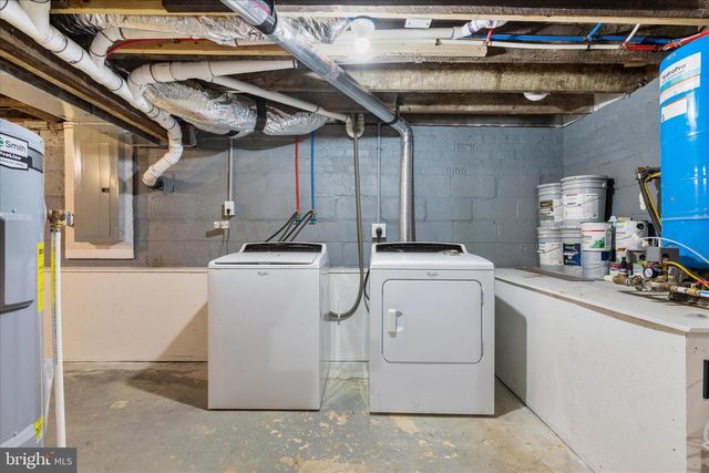 5655 STRASBURG RD, Strasburg, VA 22657