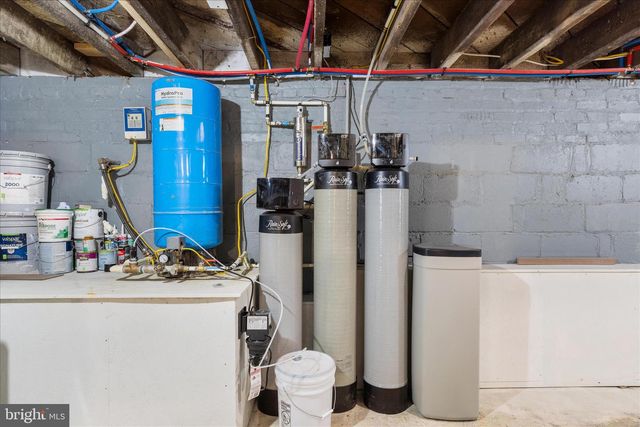 5655 STRASBURG RD, Strasburg, VA 22657