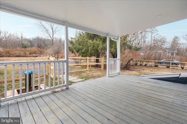 5655 STRASBURG RD, Strasburg, VA 22657