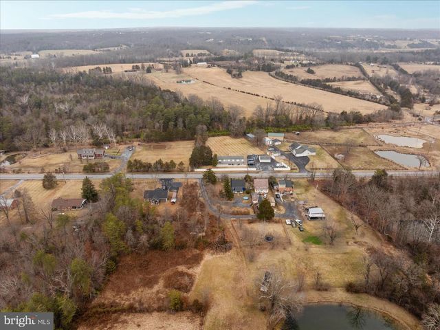 5655 STRASBURG RD, Strasburg, VA 22657