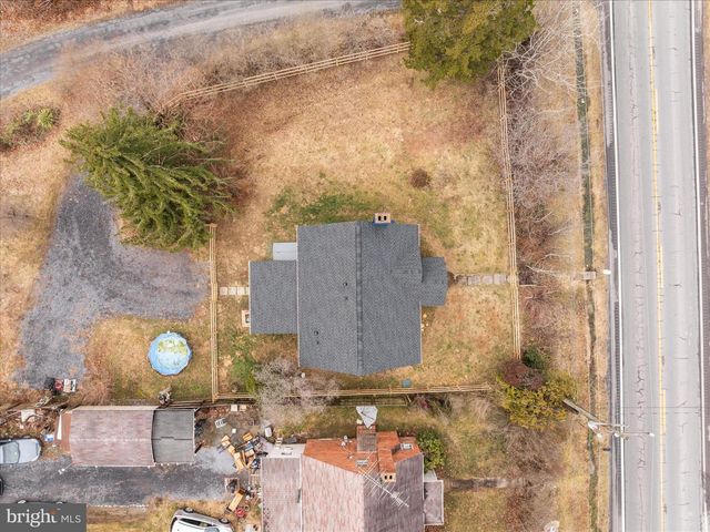 5655 STRASBURG RD, Strasburg, VA 22657