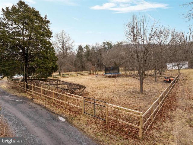 5655 STRASBURG RD, Strasburg, VA 22657