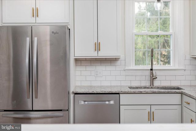 5655 STRASBURG RD, Strasburg, VA 22657