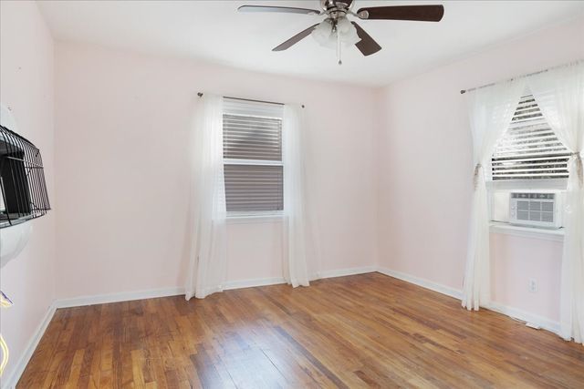 203 S Carter Street, Whitewright, TX 75491