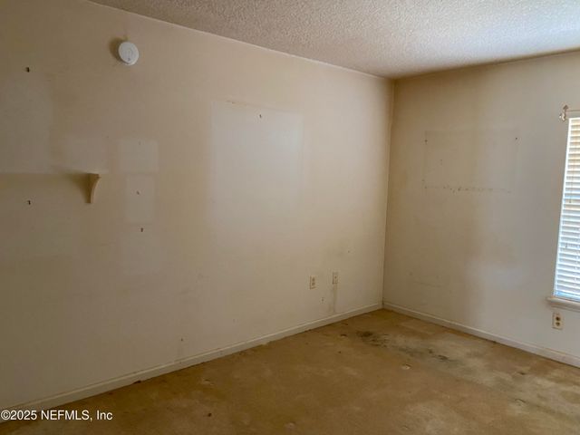 1488 FIELDVIEW Drive, Jacksonville, FL 32225