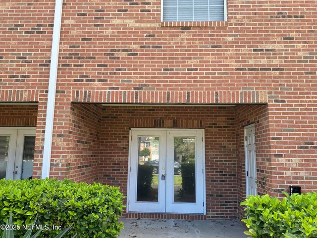 1488 FIELDVIEW Drive, Jacksonville, FL 32225