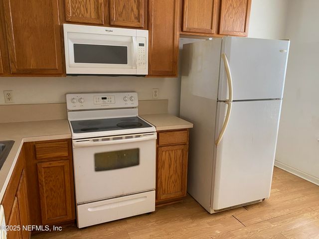 1488 FIELDVIEW Drive, Jacksonville, FL 32225