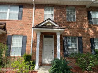 1488 FIELDVIEW Drive, Jacksonville, FL 32225