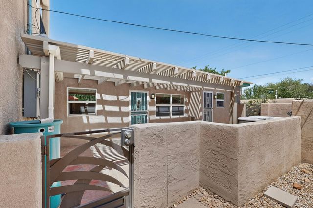 1010 Princeton Drive SE, Albuquerque, NM 87106
