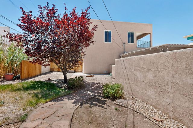 1010 Princeton Drive SE, Albuquerque, NM 87106